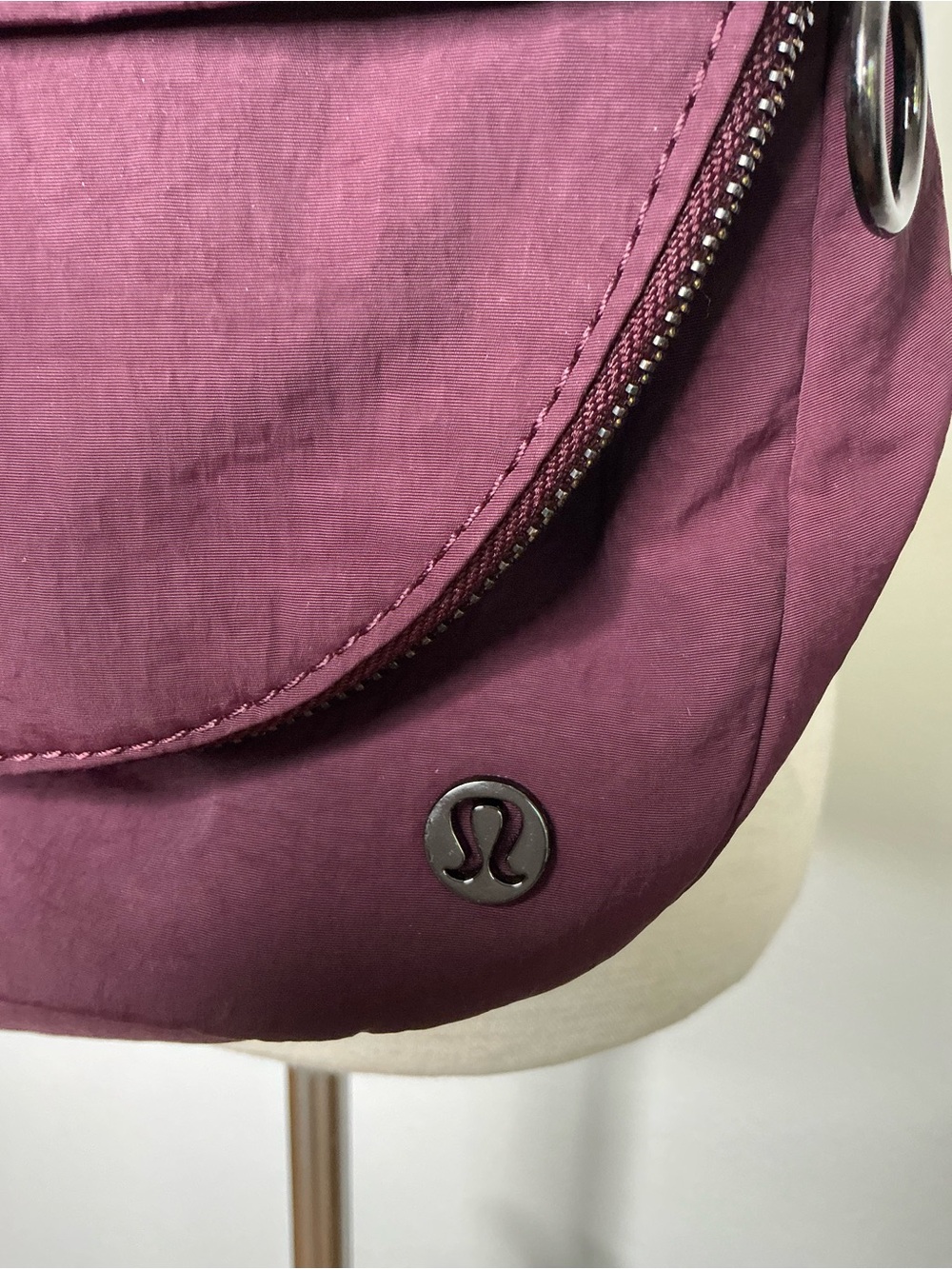 Lululemon All Night Festival 5L Crossbody Convertible Shoulder Bag Black Cherry - Picture 11 of 16